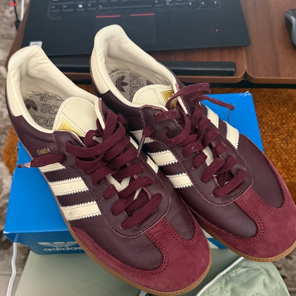 ADIDAS SAMBA OG MAROON CRYSTAL SAND